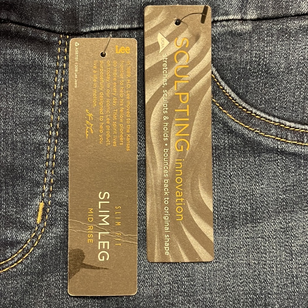 Womens Sculpting Slim Fit Tall Jeans Size 8 Tall - Picture 7 of 8